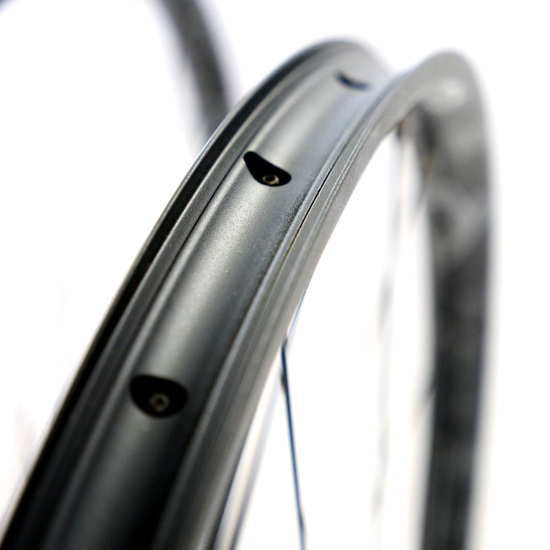 PI25-TXC Wheelset 29" 142mm C-Lock - Rim Detail