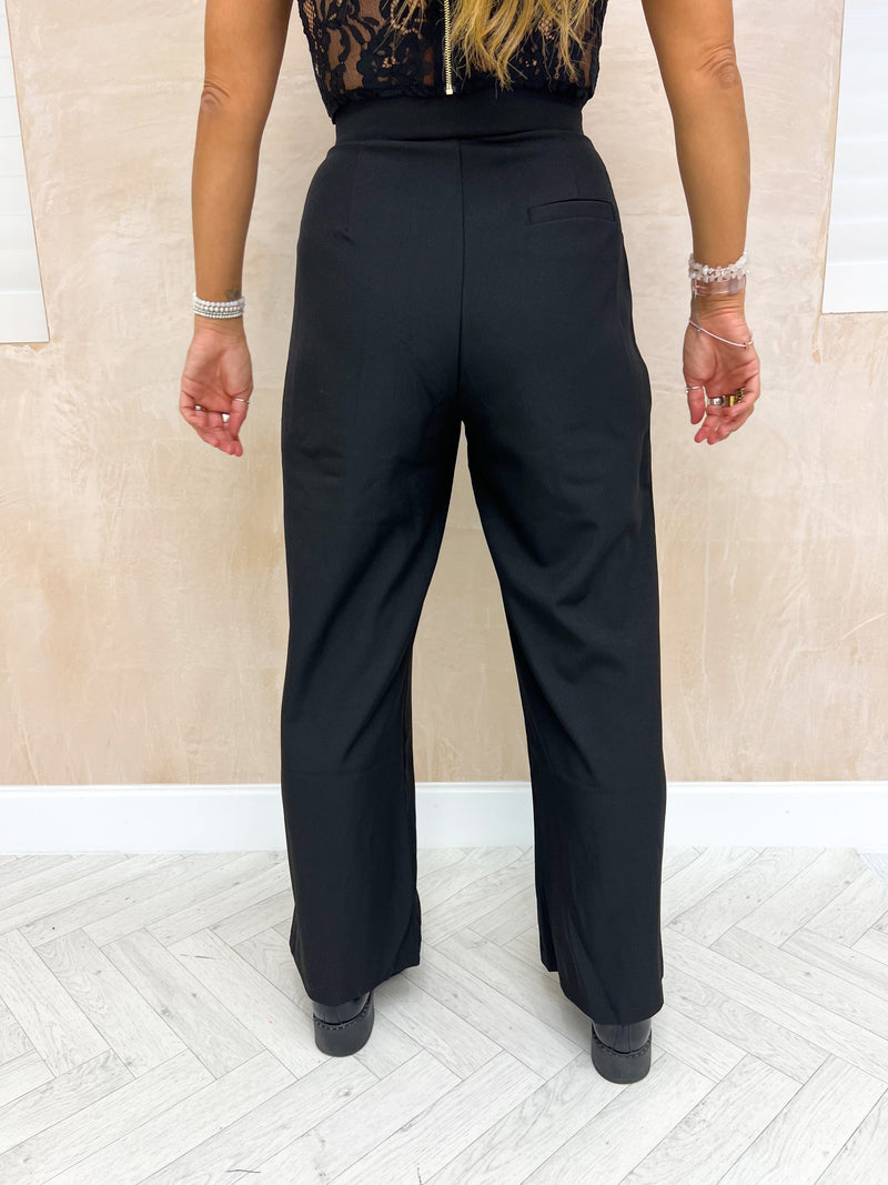 Tailored Suit Style Midi Trousers In Black